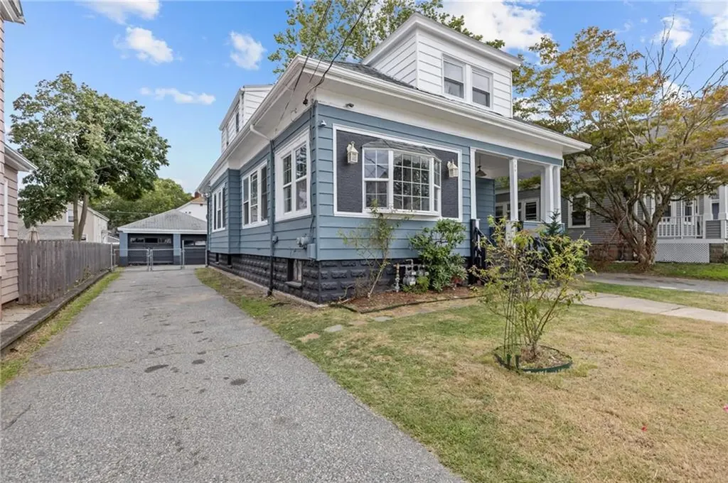 126 Roger Williams Avenue Providence RI 02907