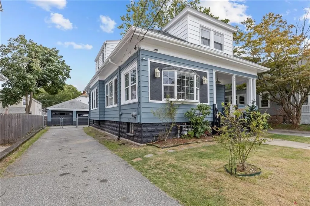 126 Roger Williams Avenue Providence RI 02907