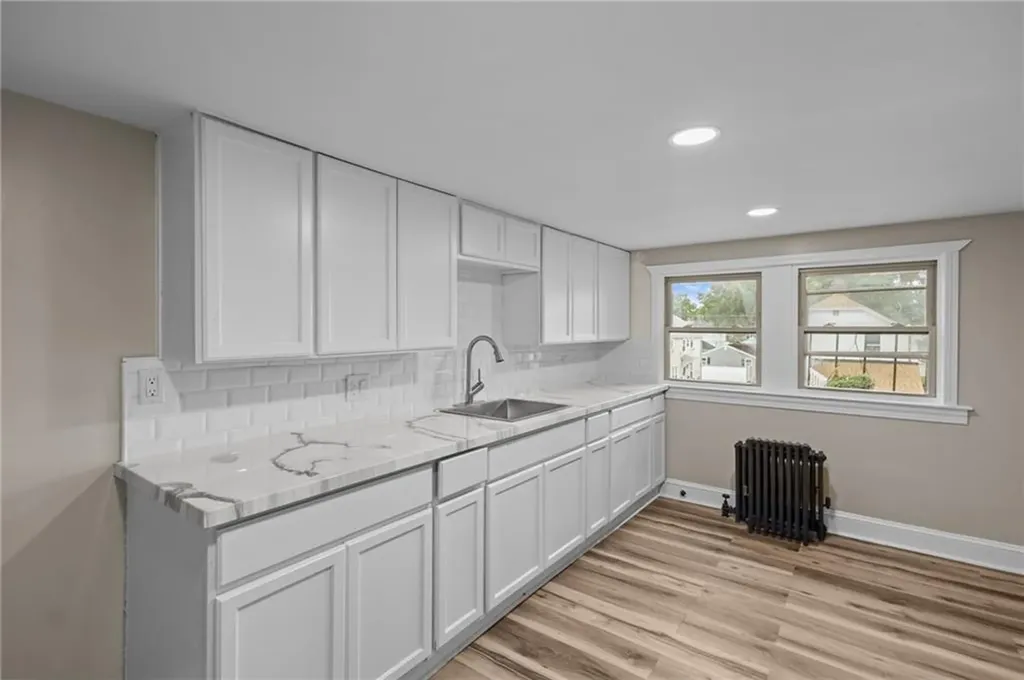 126 Roger Williams Avenue Providence RI 02907