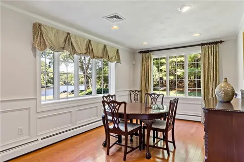 14 Dawn Lane Coventry RI 02816