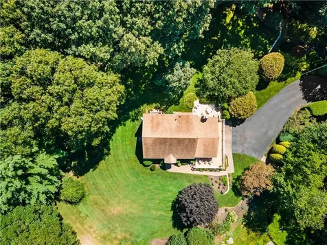 14 Dawn Lane Coventry RI 02816