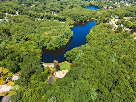 14 Dawn Lane Coventry RI 02816