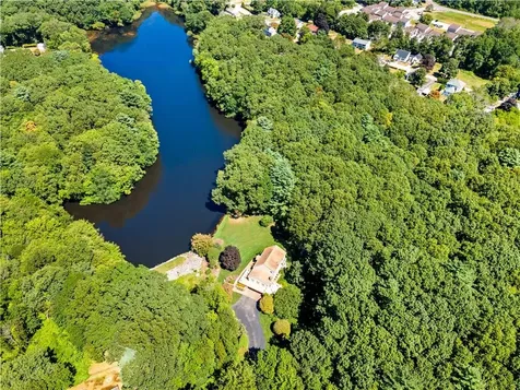 14 Dawn Lane Coventry RI 02816