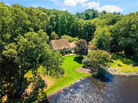 14 Dawn Lane Coventry RI 02816