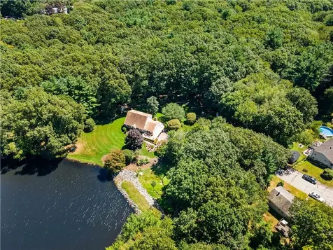 14 Dawn Lane Coventry RI 02816