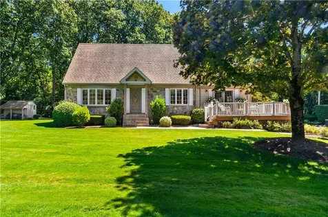 14 Dawn Lane Coventry RI 02816