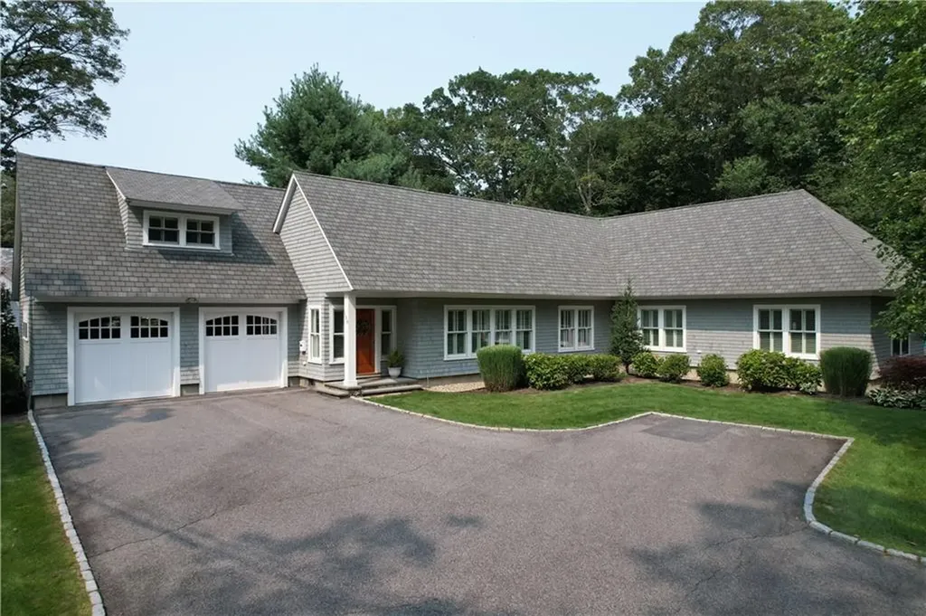 150 Love Lane Warwick RI 02886