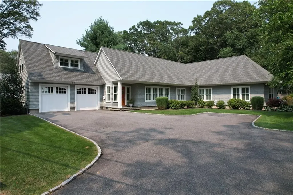 150 Love Lane Warwick RI 02886