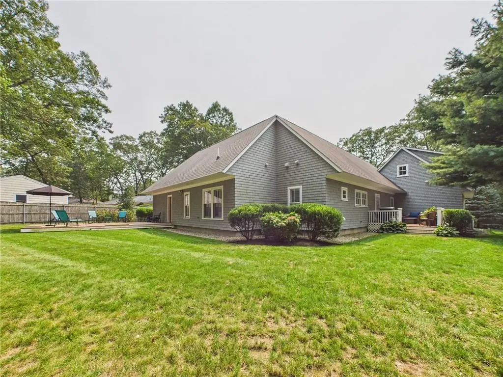 150 Love Lane Warwick RI 02886