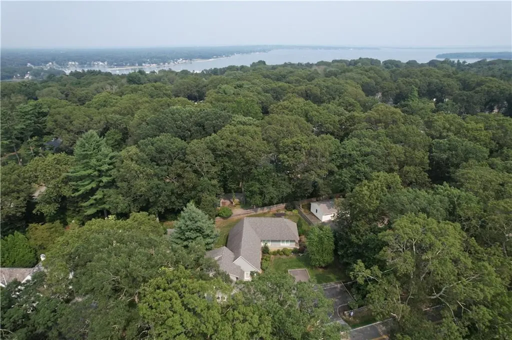 150 Love Lane Warwick RI 02886