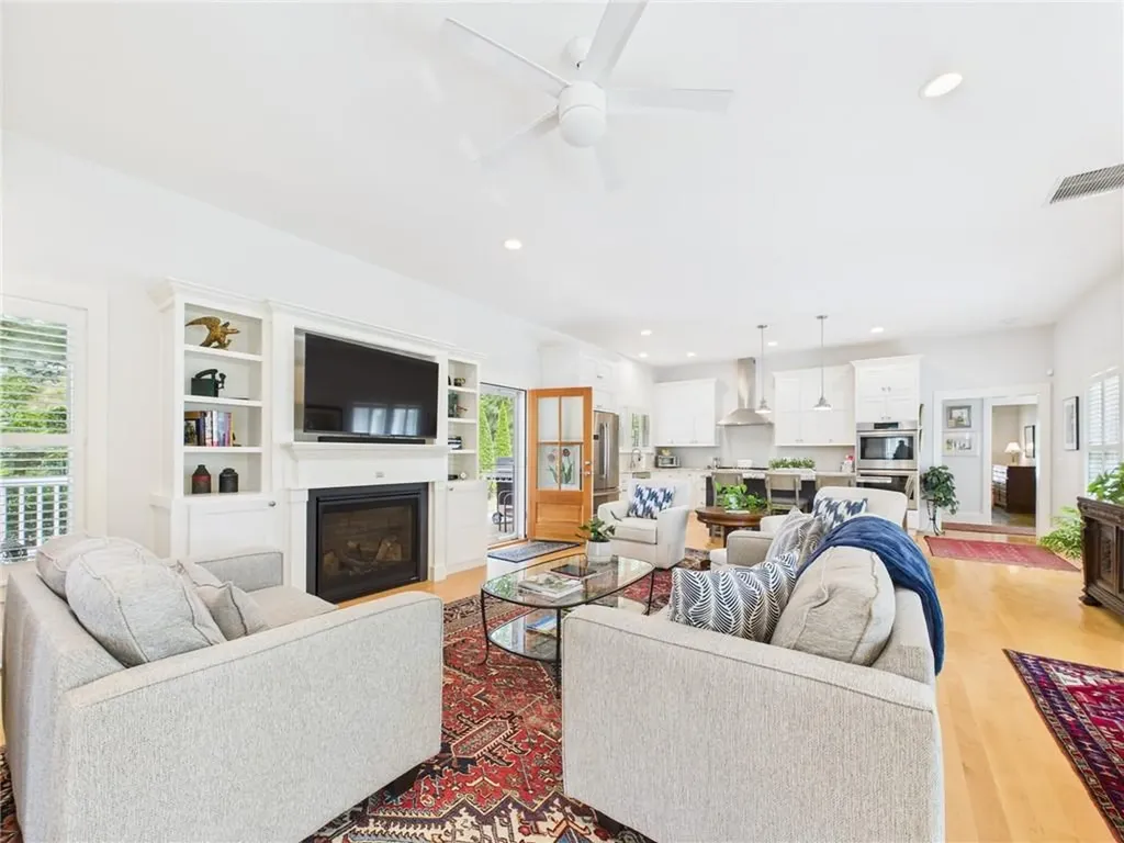 150 Love Lane Warwick RI 02886