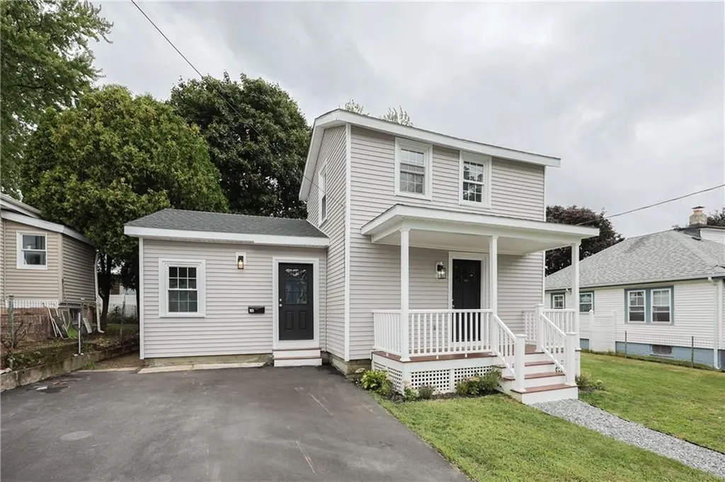 101 Grosvenor Avenue Pawtucket RI 02860