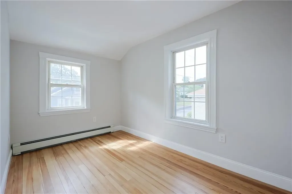 101 Grosvenor Avenue Pawtucket RI 02860