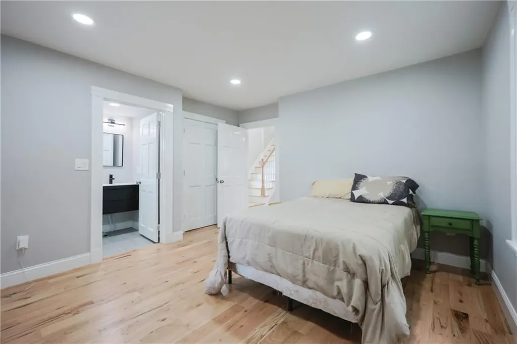 101 Grosvenor Avenue Pawtucket RI 02860