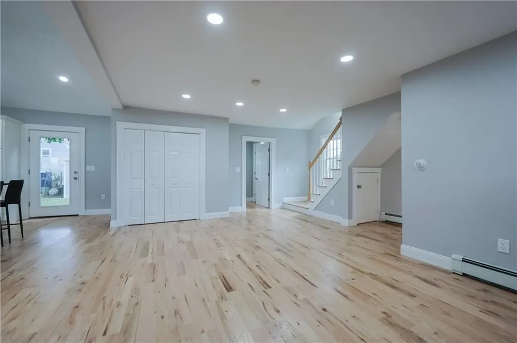 101 Grosvenor Avenue Pawtucket RI 02860