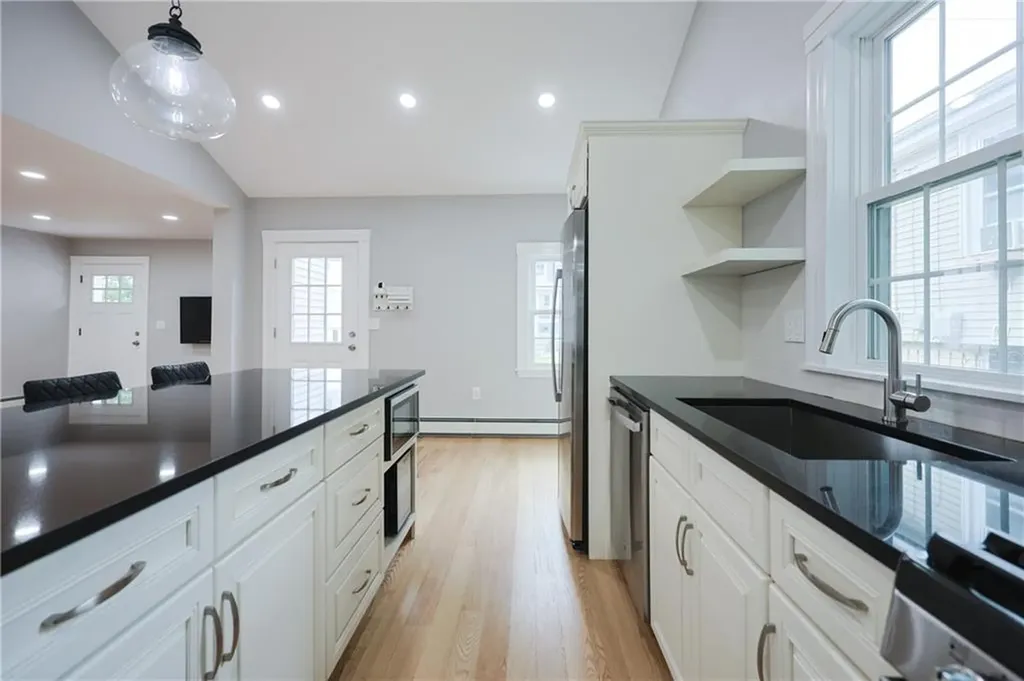 101 Grosvenor Avenue Pawtucket RI 02860