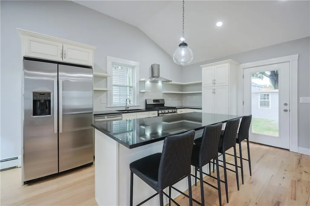 101 Grosvenor Avenue Pawtucket RI 02860