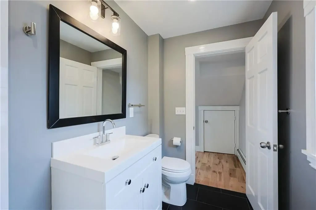 101 Grosvenor Avenue Pawtucket RI 02860