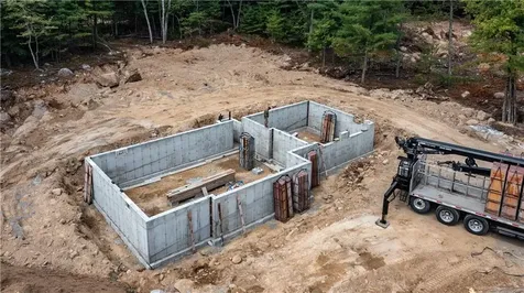 22 Cassidy Trail Coventry RI 02816