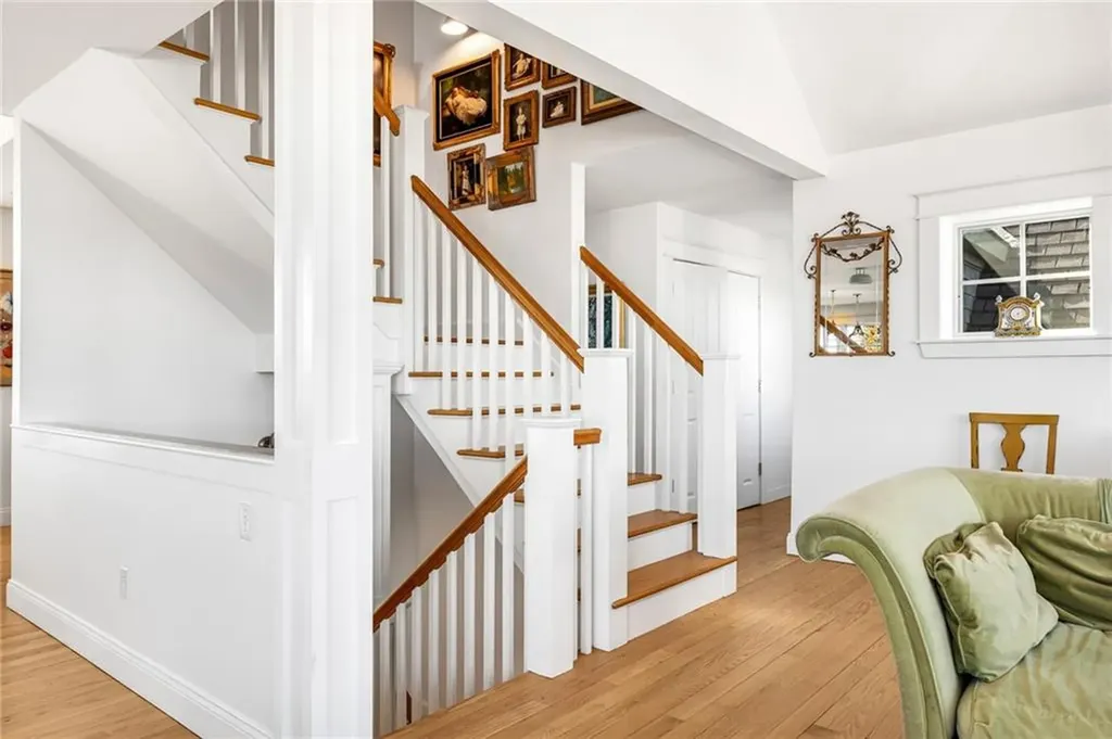 7 Clarkes Village Road Jamestown RI 02835