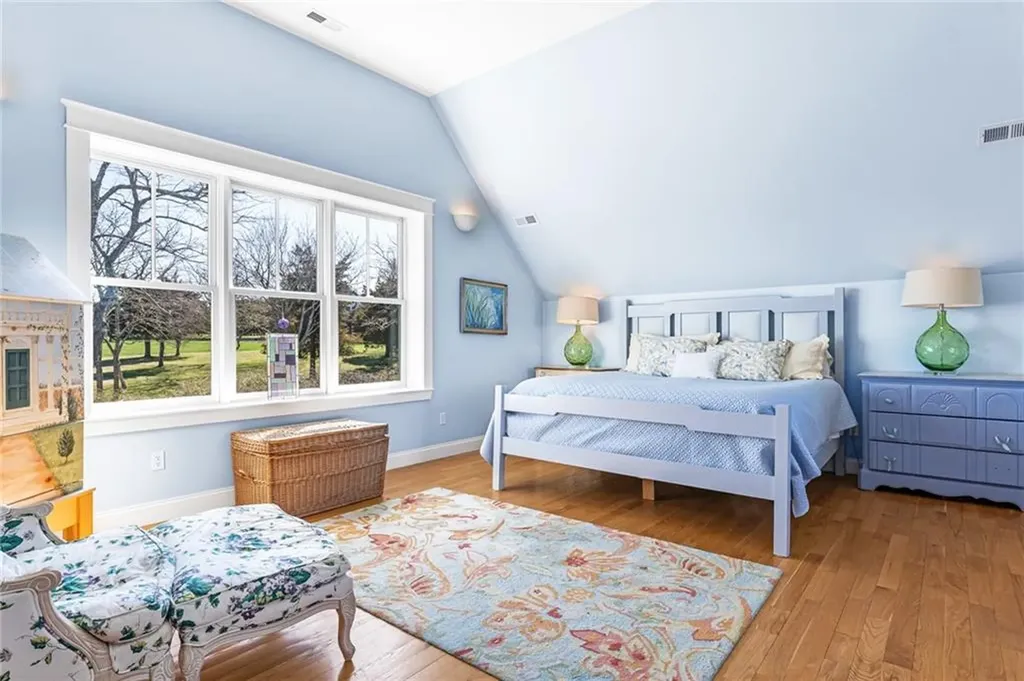 7 Clarkes Village Road Jamestown RI 02835