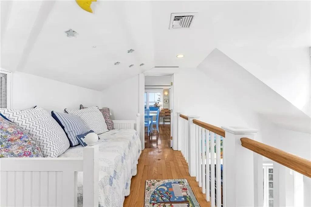 7 Clarkes Village Road Jamestown RI 02835