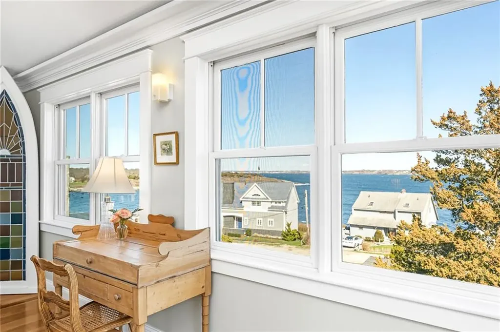 7 Clarkes Village Road Jamestown RI 02835