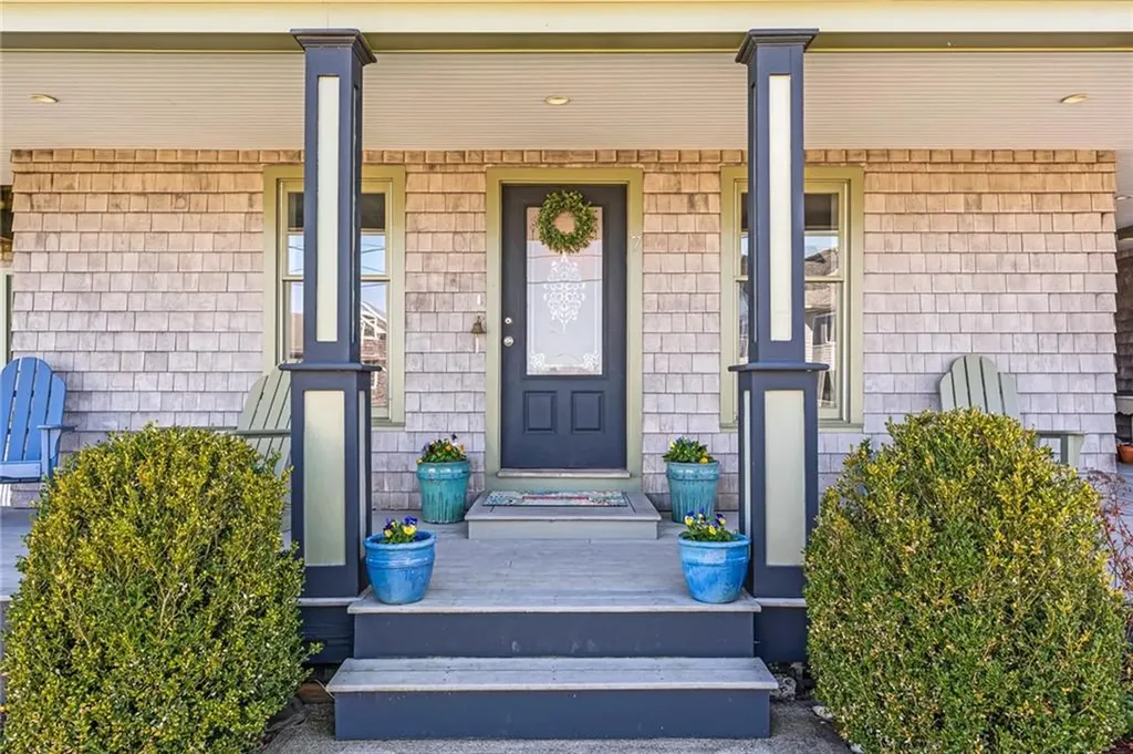 7 Clarkes Village Road Jamestown RI 02835