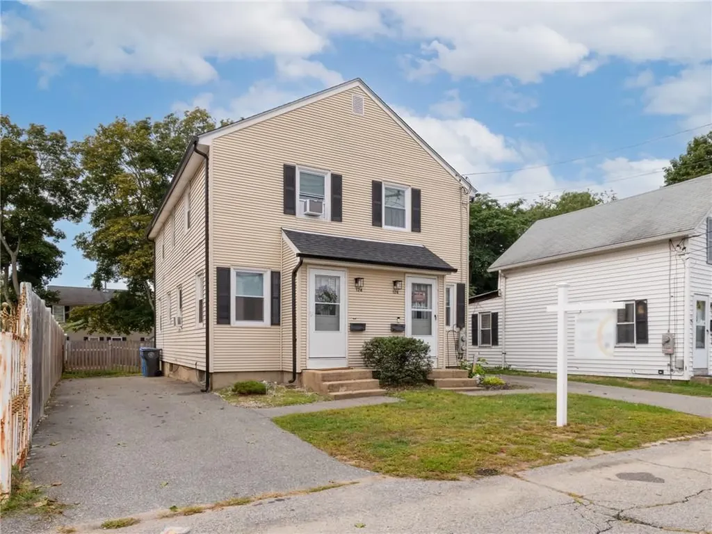 124 Pleasant Street Cranston RI 02910