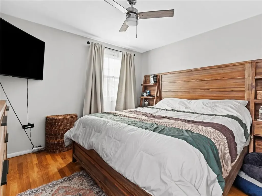 124 Pleasant Street Cranston RI 02910