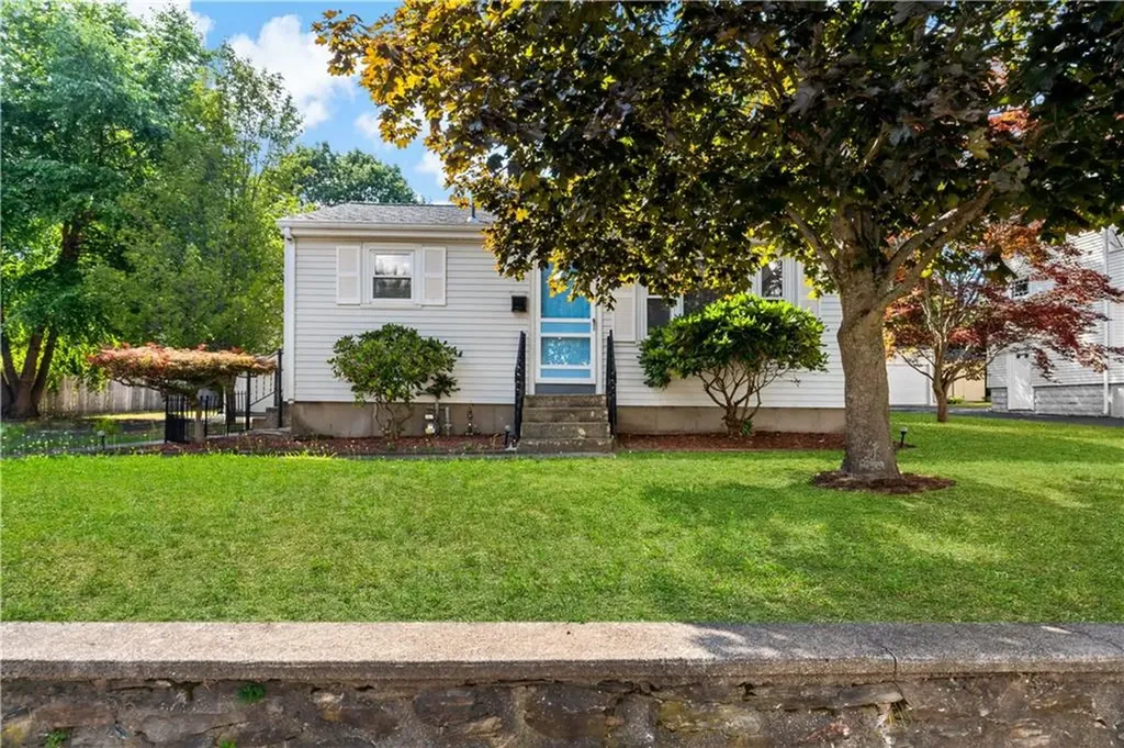 110 Roland Street Woonsocket RI 02895