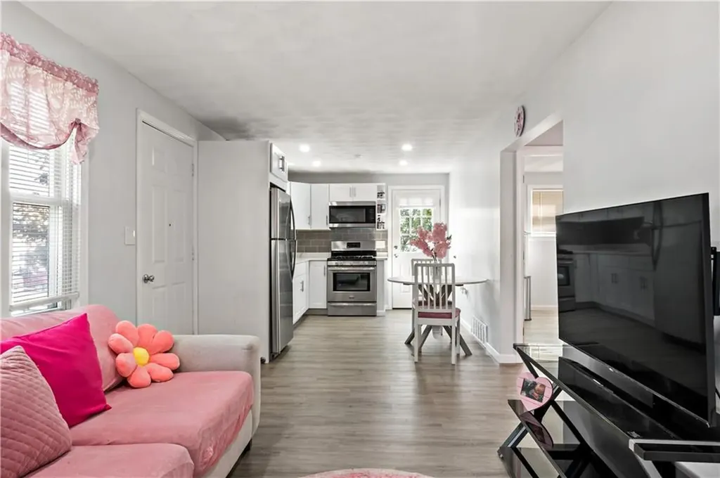 110 Roland Street Woonsocket RI 02895