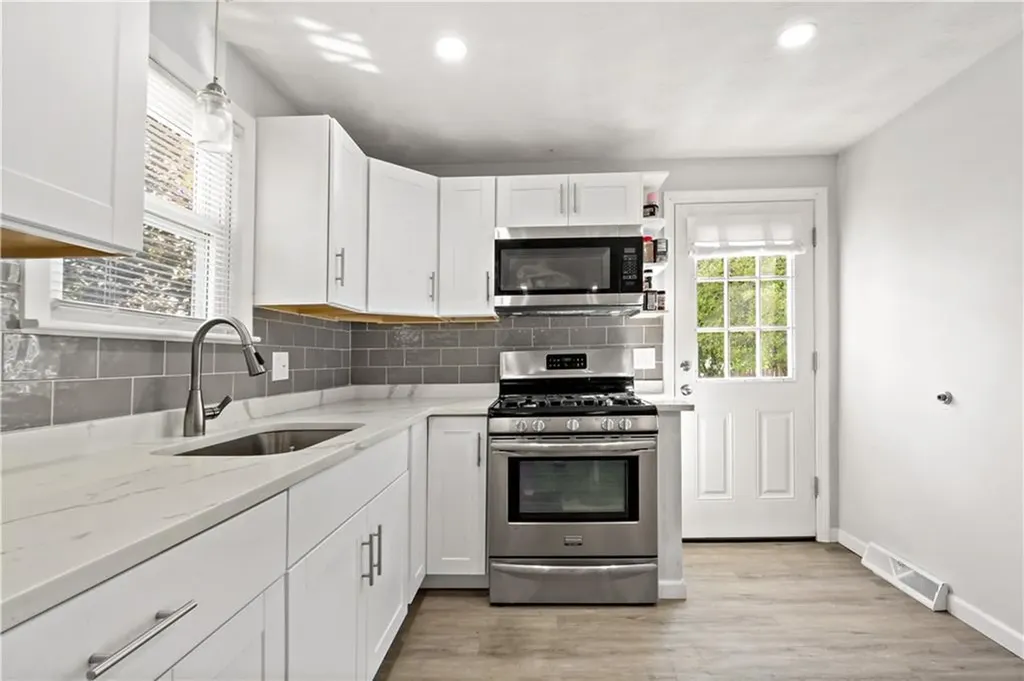110 Roland Street Woonsocket RI 02895