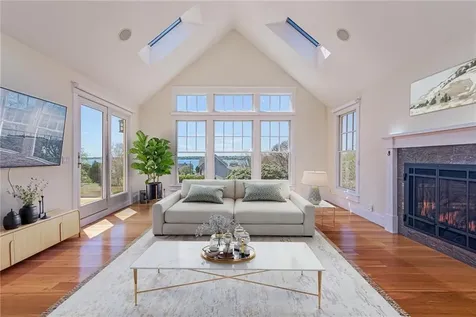 30 Bonnet View Drive Jamestown RI 02835