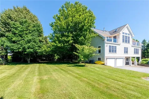 30 Bonnet View Drive Jamestown RI 02835
