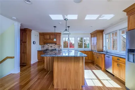 30 Bonnet View Drive Jamestown RI 02835