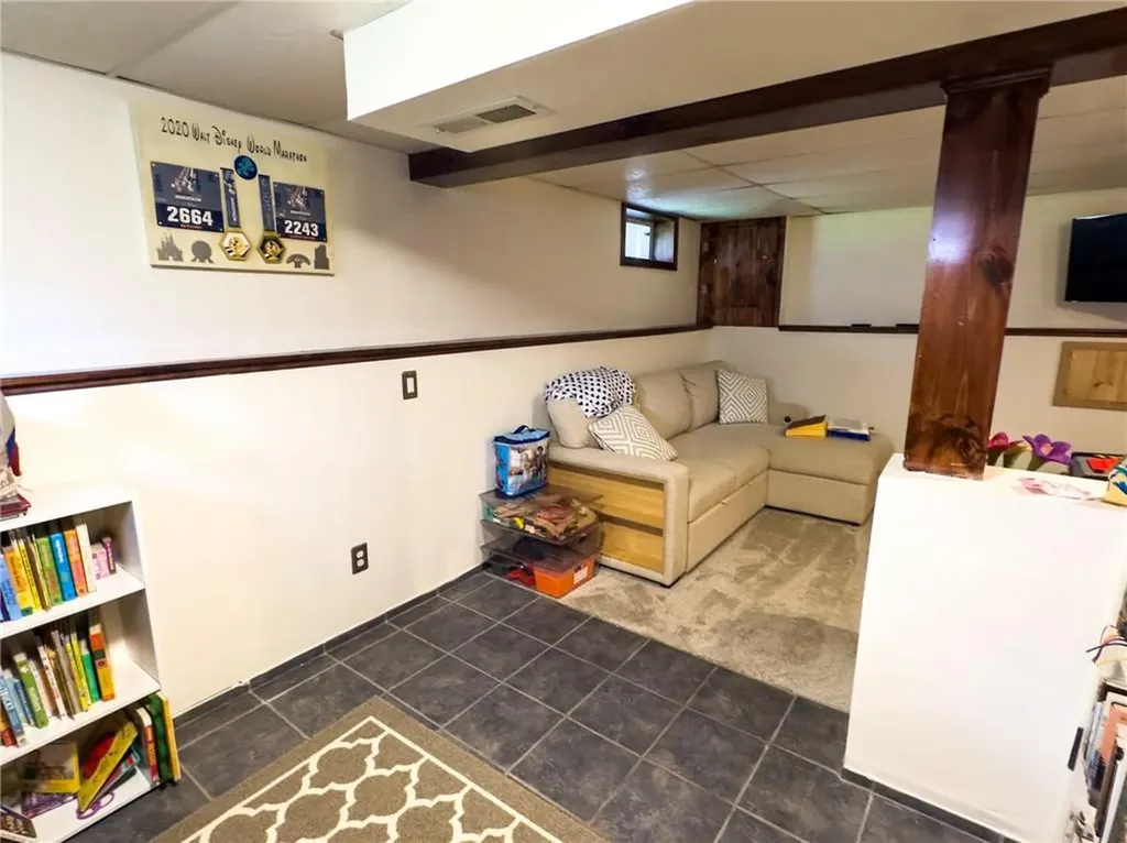 78 Keeley Avenue Warwick RI 02886