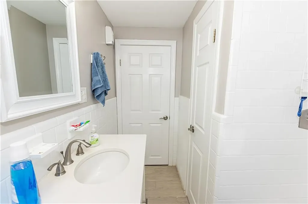 168 Argol Street Pawtucket RI 02860