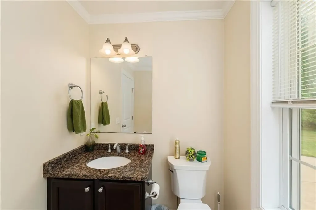 10 Sables Way Lincoln RI 02865