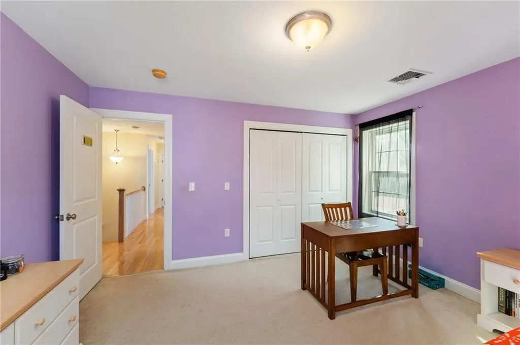 10 Sables Way Lincoln RI 02865