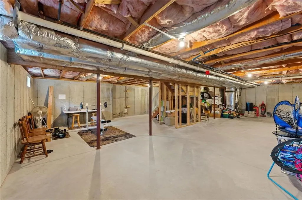 10 Sables Way Lincoln RI 02865