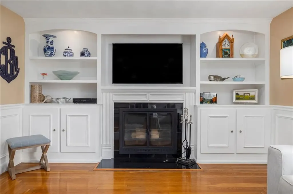 57 Hillside Road Lincoln RI 02865