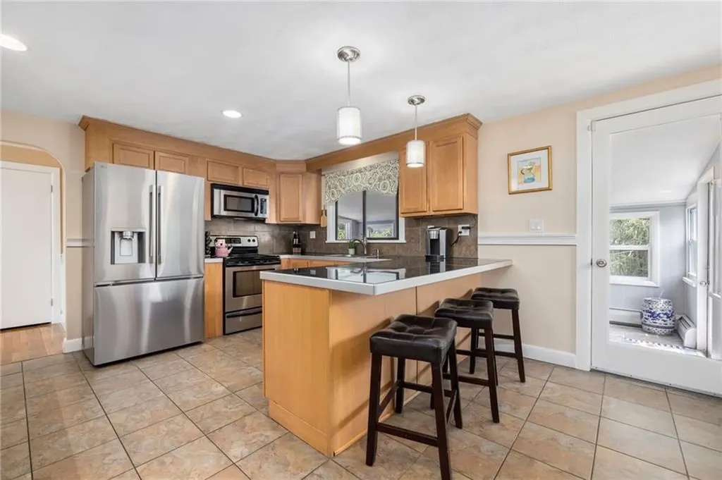 57 Hillside Road Lincoln RI 02865