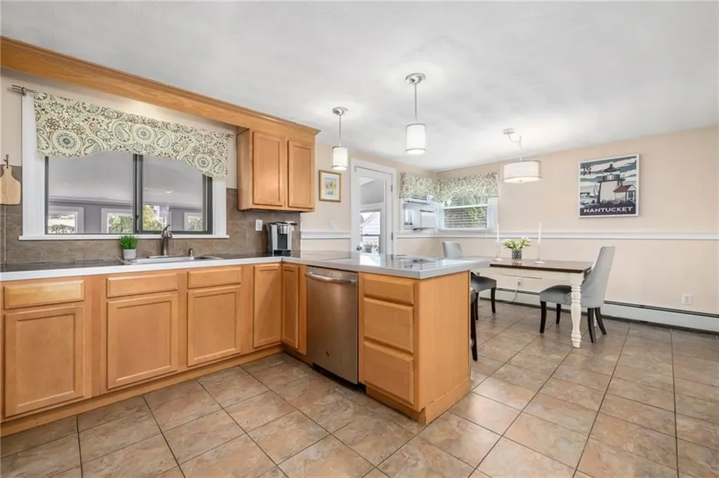 57 Hillside Road Lincoln RI 02865