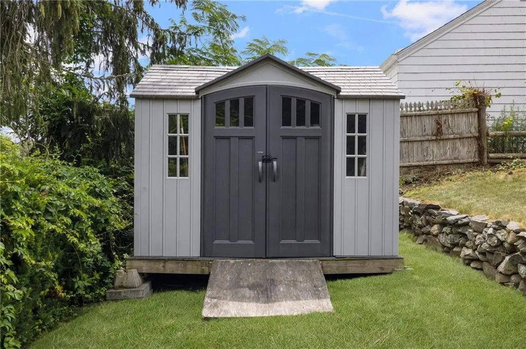 57 Hillside Road Lincoln RI 02865