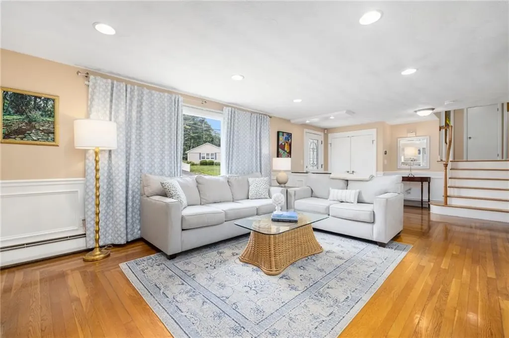 57 Hillside Road Lincoln RI 02865