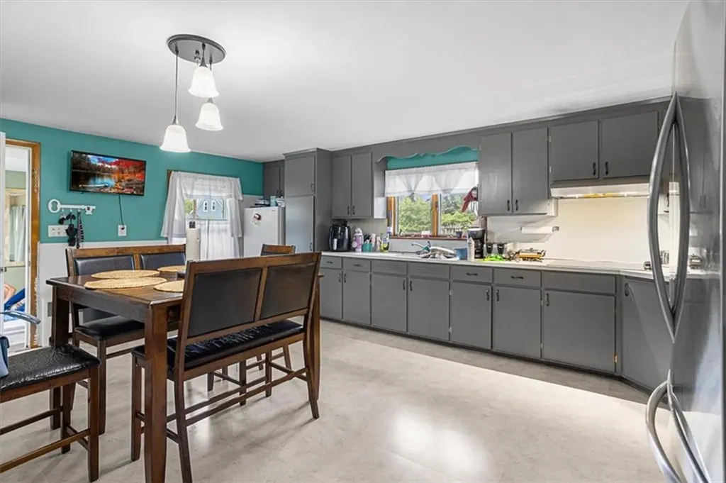 6 Angell Street Woonsocket RI 02895