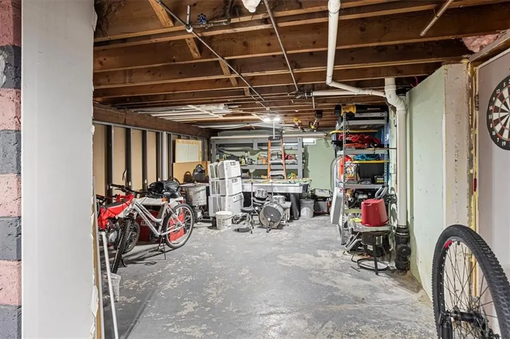 6 Angell Street Woonsocket RI 02895