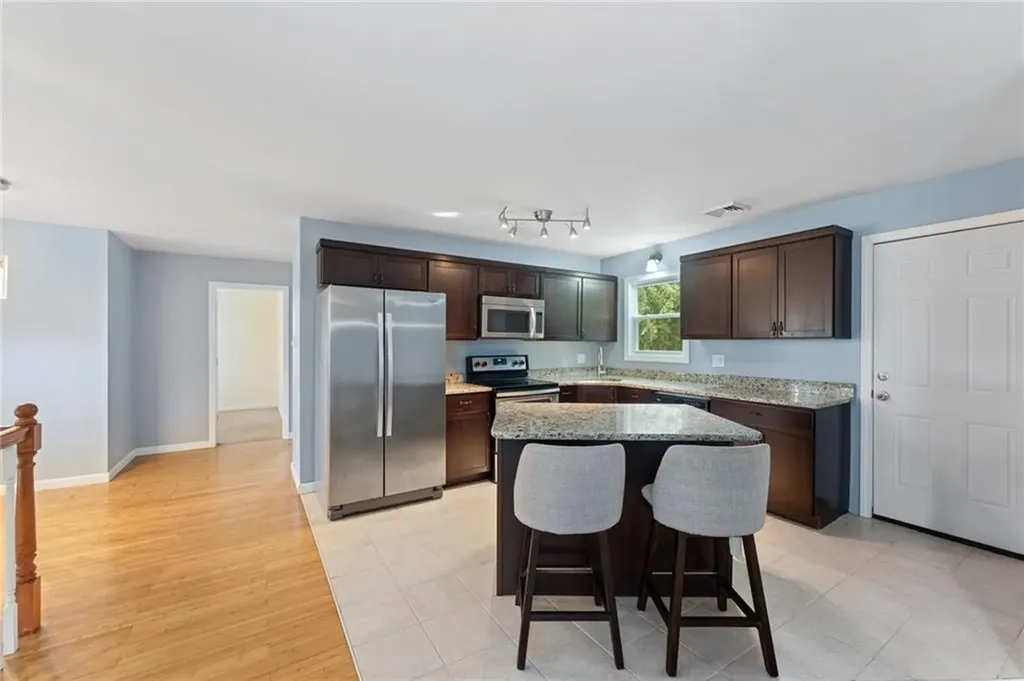 22 Riverdale Road Westerly RI 02891