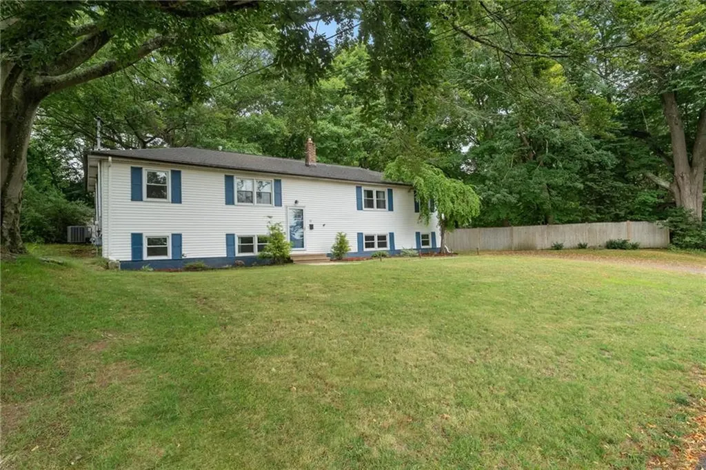 22 Riverdale Road Westerly RI 02891